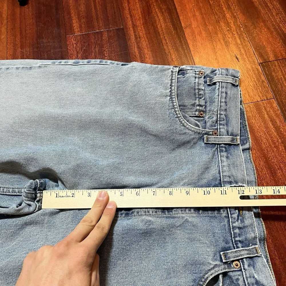 Vintage Levis Jeans Mens 38x32 Blue Y2K Faded Denim Pant 505 Straight Distressed